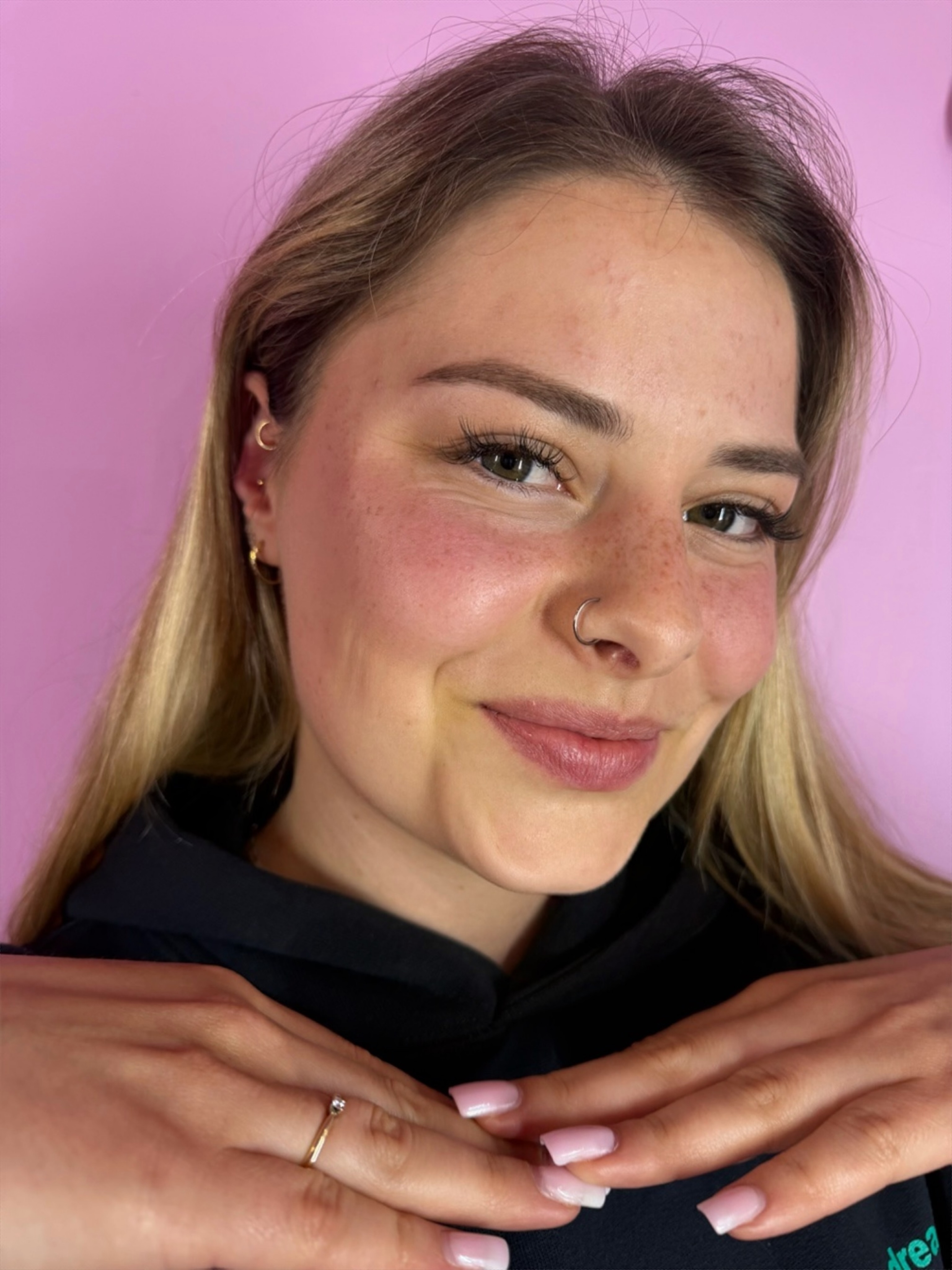 Nostril — piercing